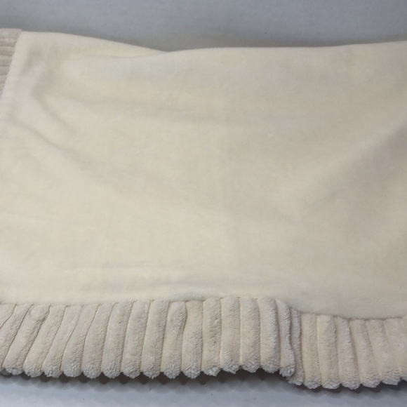 KellyToy Cream Colored Satin Backed Security Blanket Lovey - Picture 2 of 4